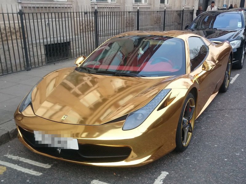 Ferrari 458 Italia Золотая