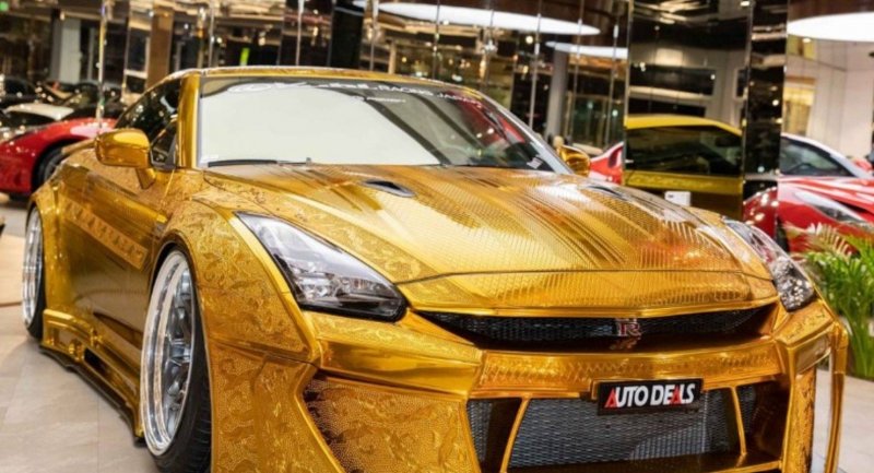 Nissan Gold