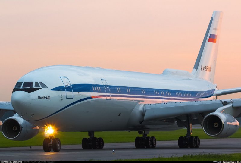 Ил-96-400 96104