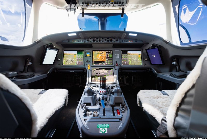 Falcon 8