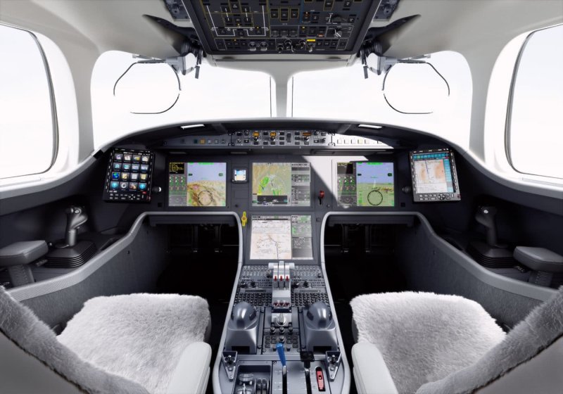 Falcon 8x Jet