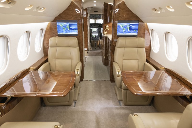 Falcon 8x
