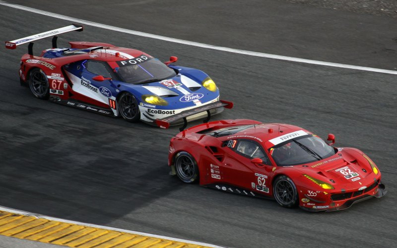 Ferrari 488 Race