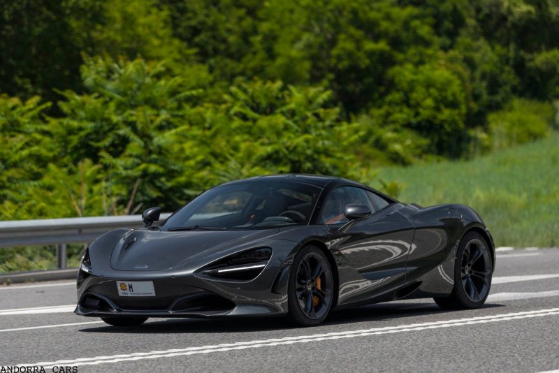Макларен 720s