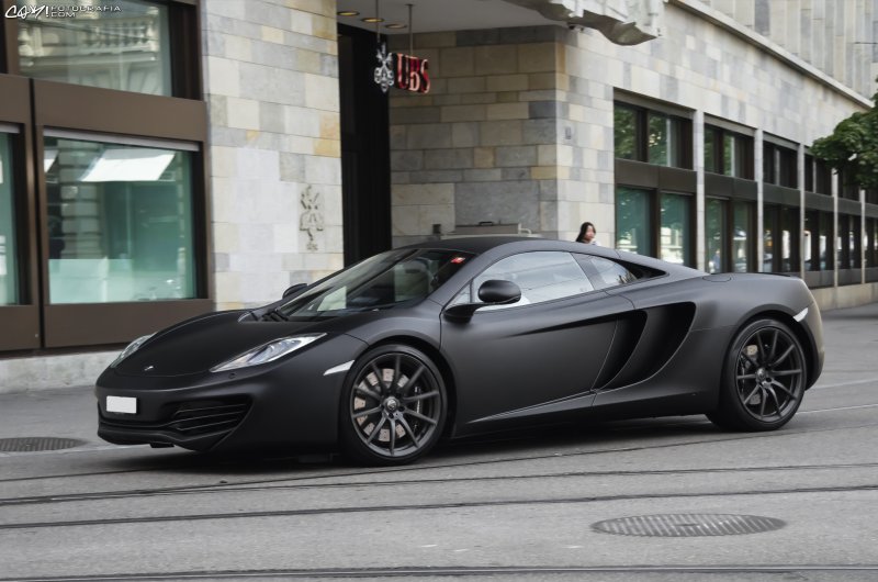MCLAREN 720s матовый