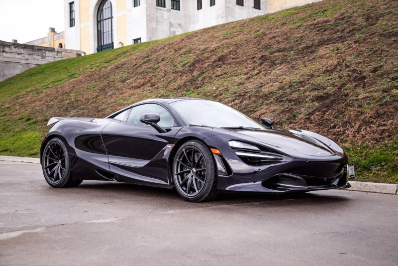 720 S Maclaren черный