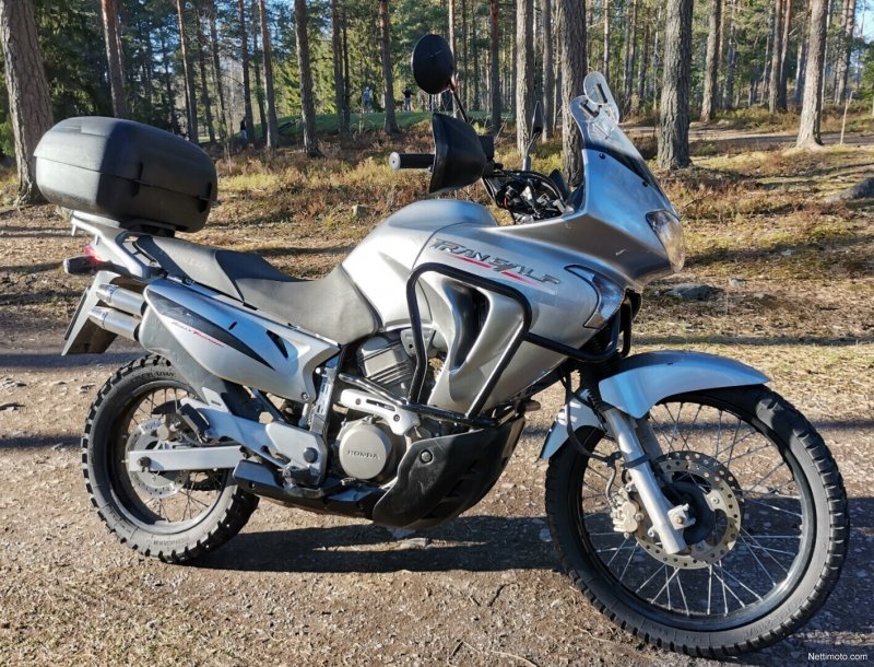 Honda Transalp 600