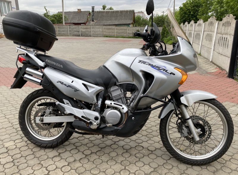 Honda трансальп 650