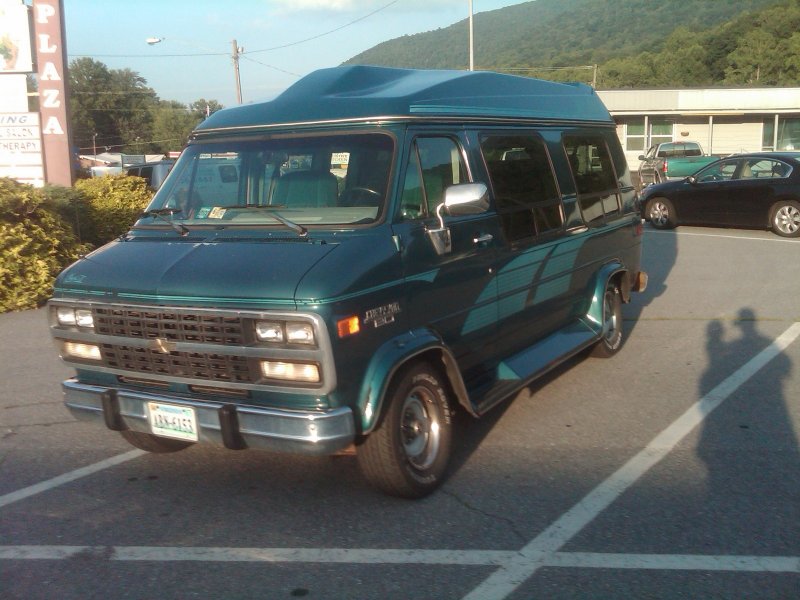 Chevrolet van 1989