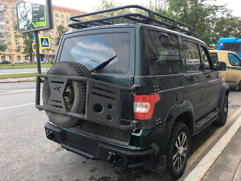 Тюнингованный УАЗ Патриот