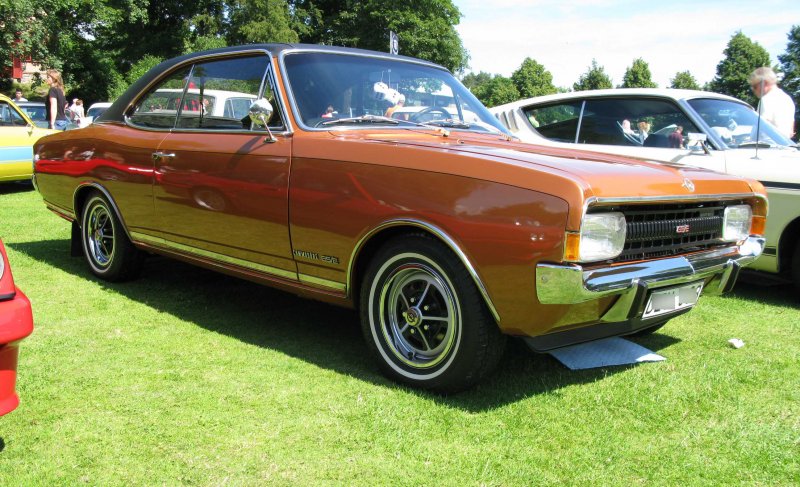 Opel Commodore, 1971