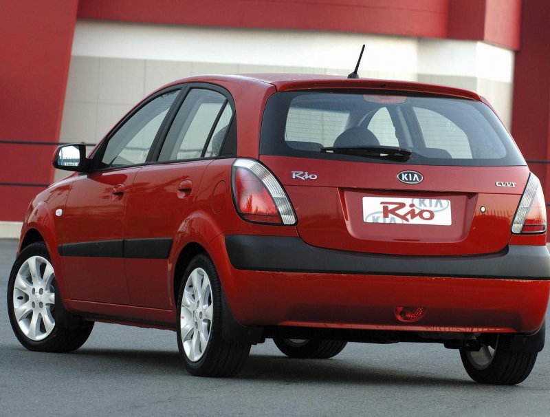 Kia Rio 2005 хэтчбек