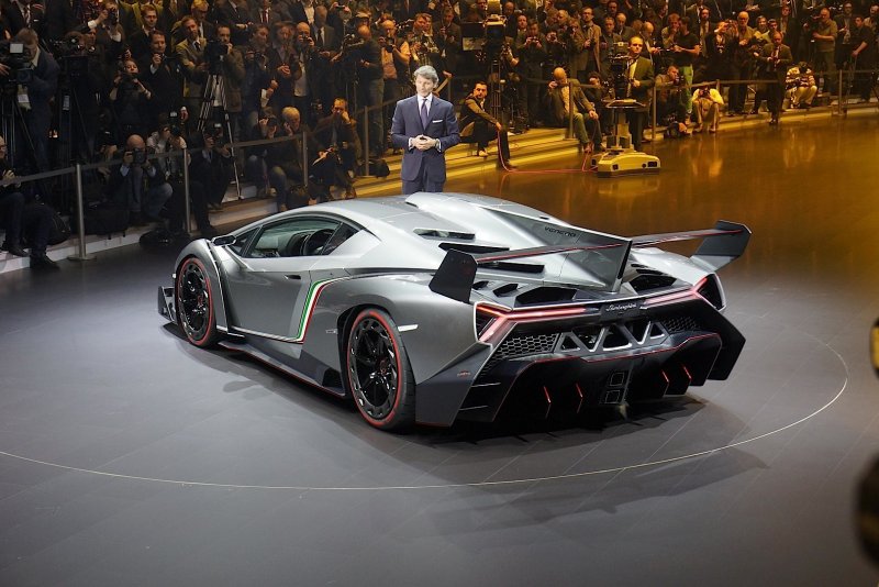 Lamborghini Veneno Roadster