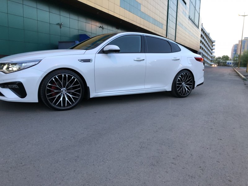 Kia Optima 4 r20