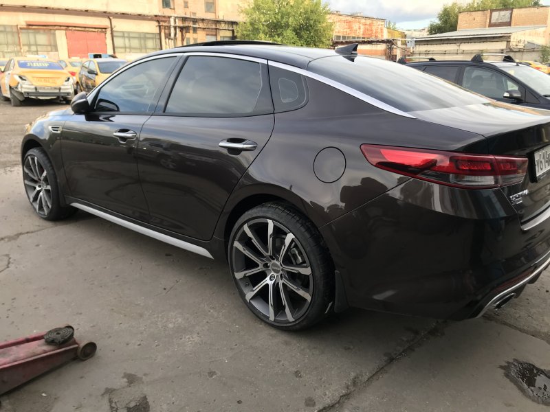 Momo Quantum r20