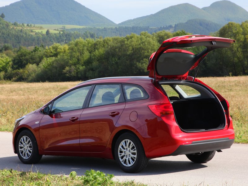 Kia Ceed SW 2013