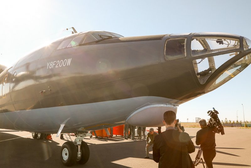 Самолет ВТА Y-8f-200wa