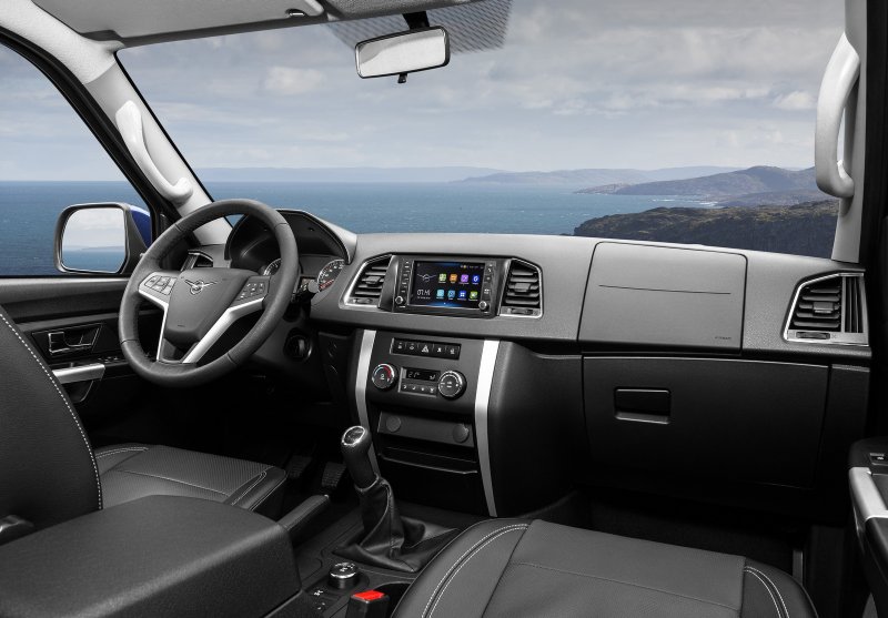 UAZ Patriot 2019 салон