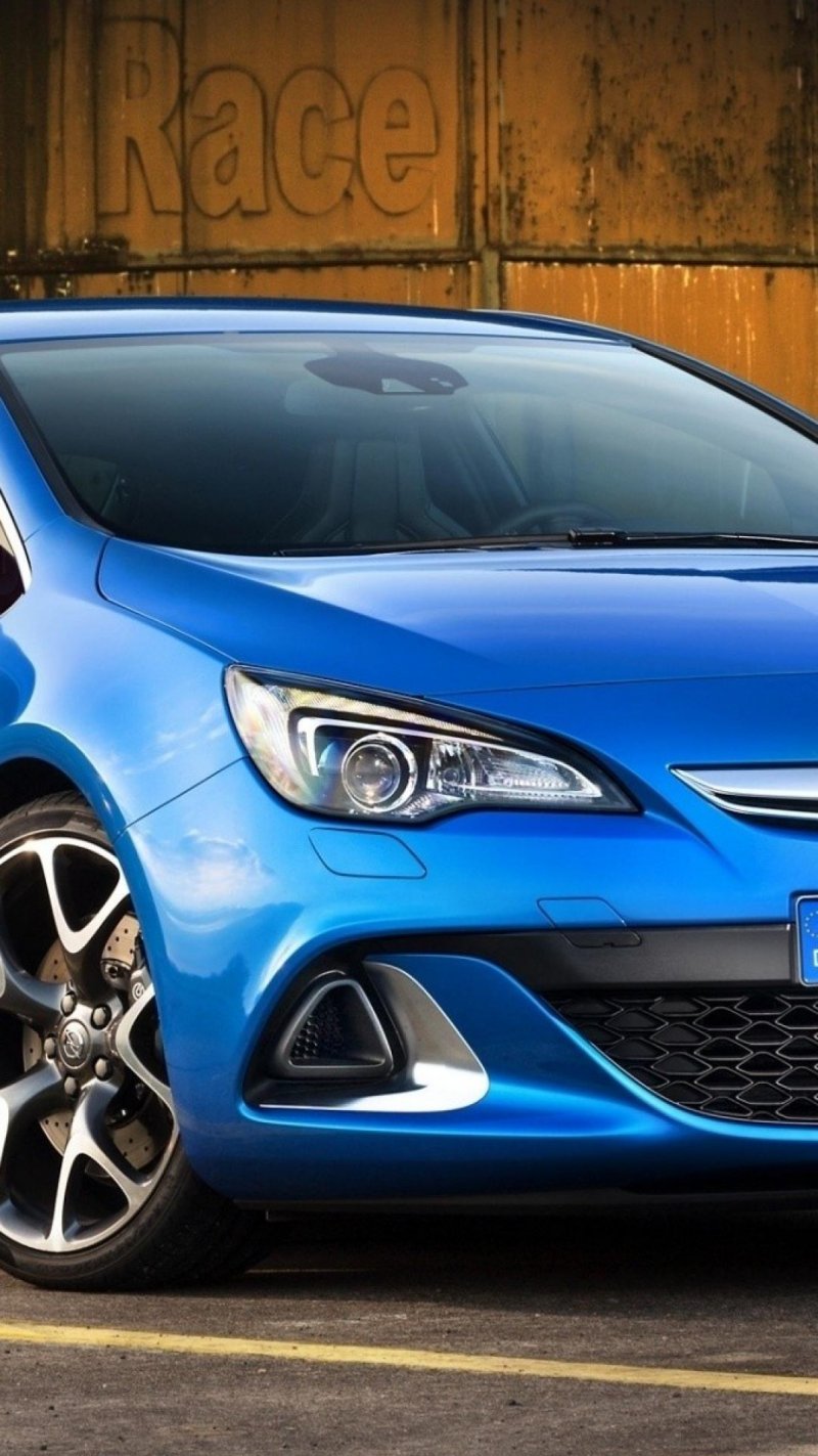 Opel Astra OPC 2013