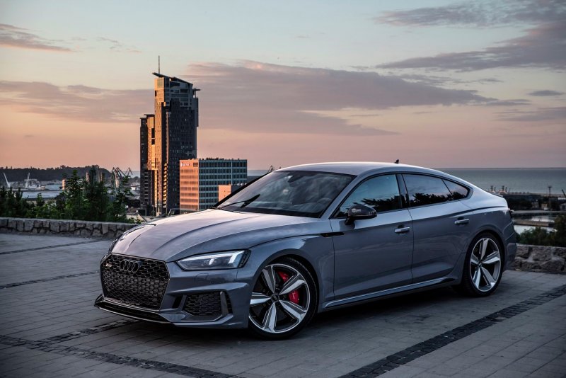 Ауди rs5 Sportback