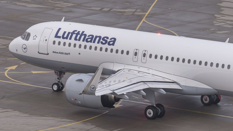 Lufthansa Airbus a320-200