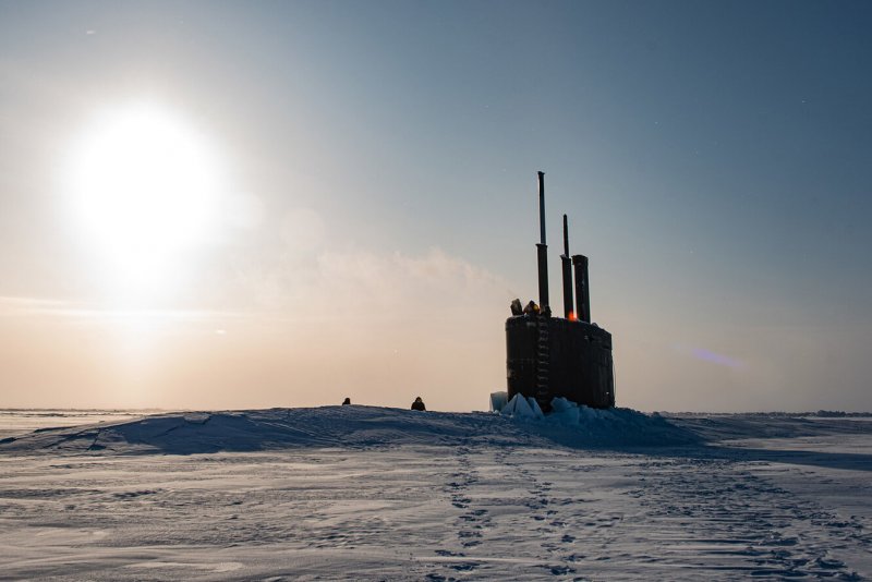 Подводная лодка 667бдрм во льдах
