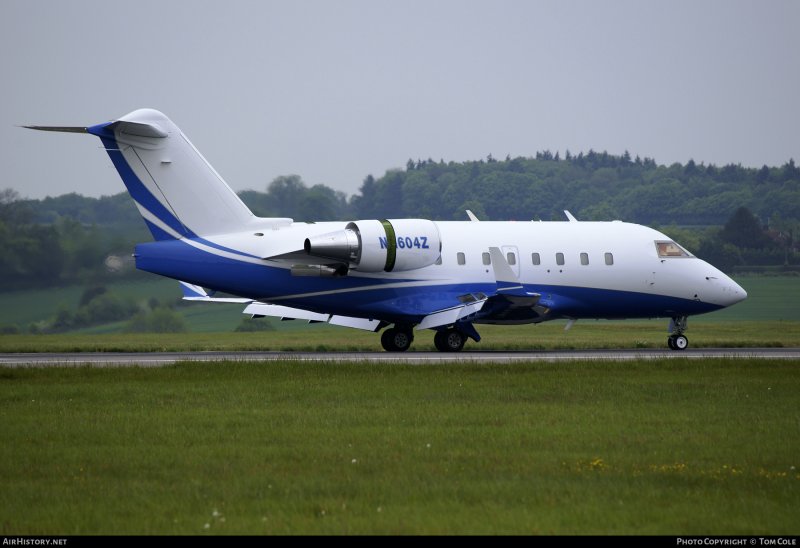 Самолет Bombardier cl600