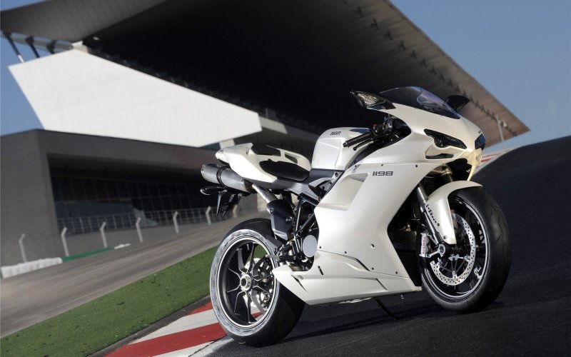 Ducati 1198 White