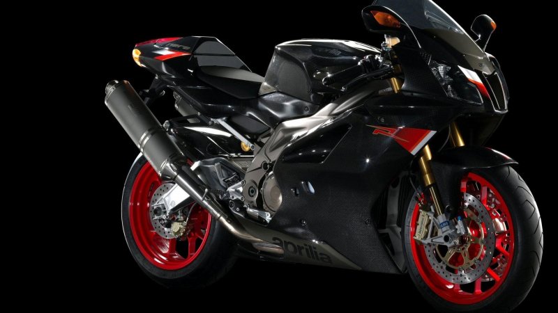 Aprilia r1000 2020