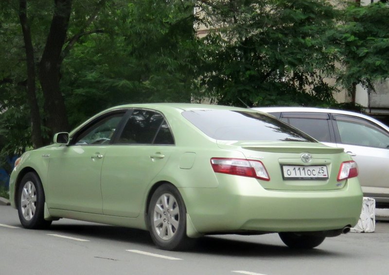 Тойота арус 25