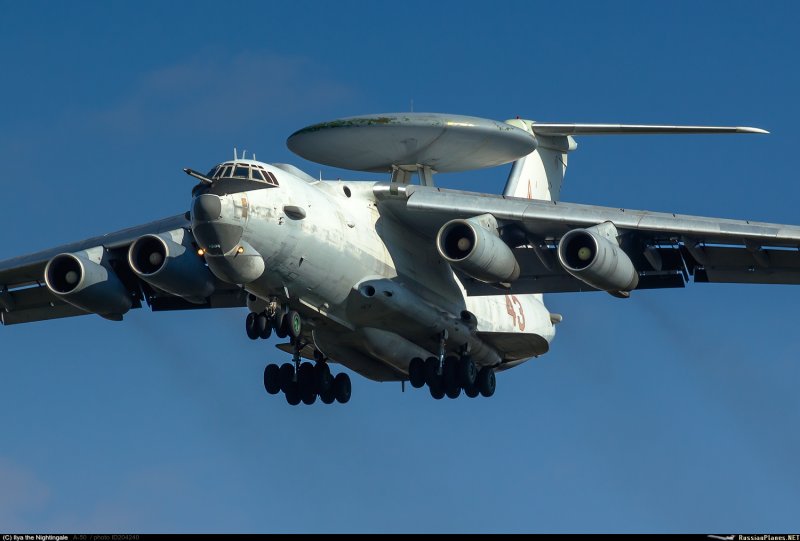 Самолет ил 76 АВАКС