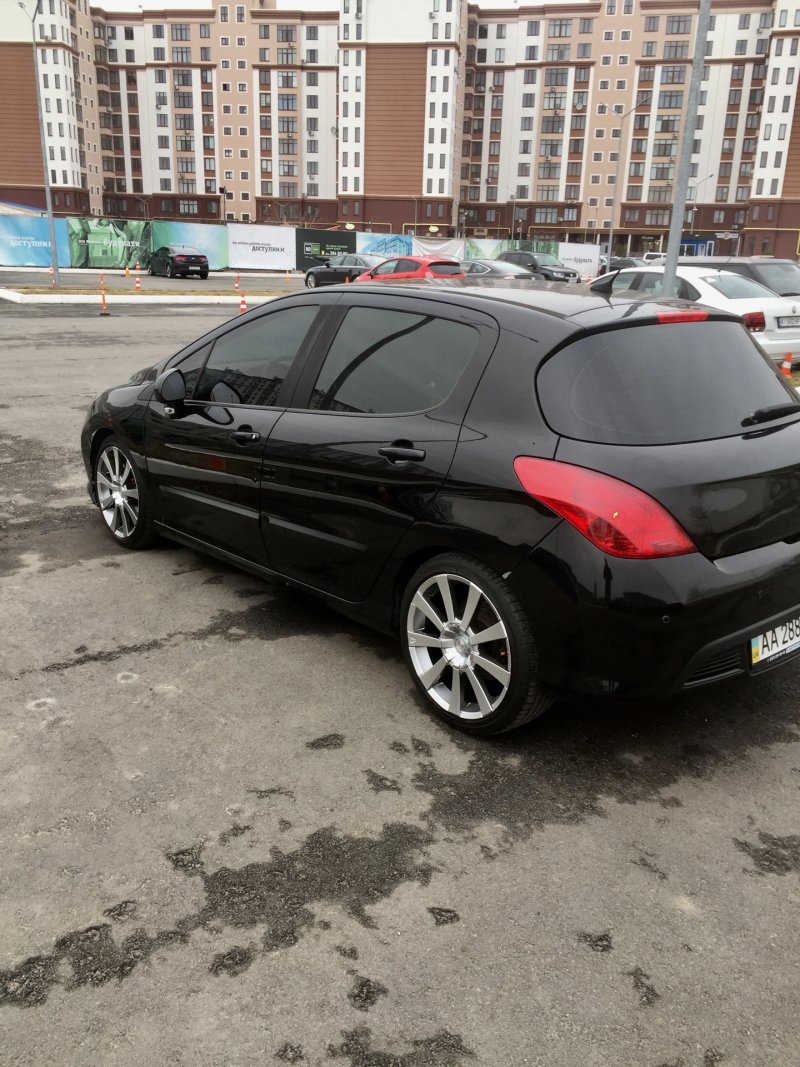 Пежо 308 на 17 дисках