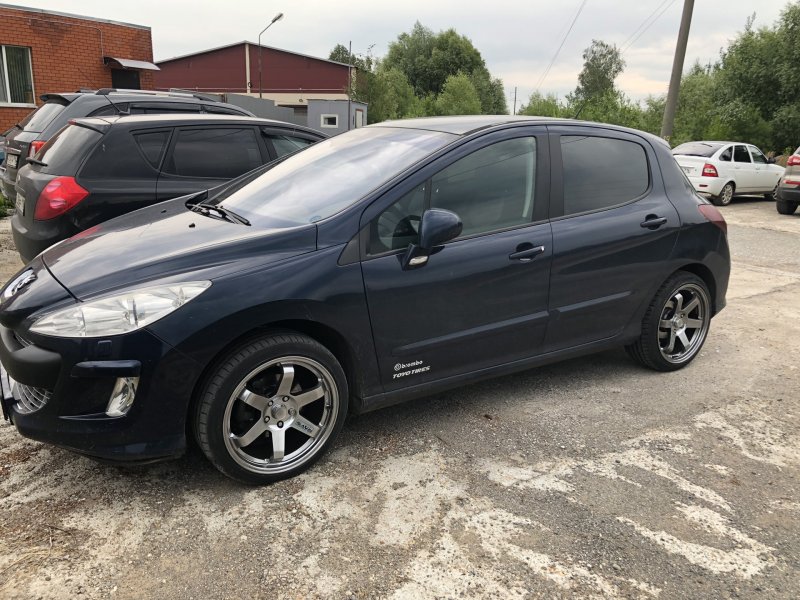 Peugeot 308 r16