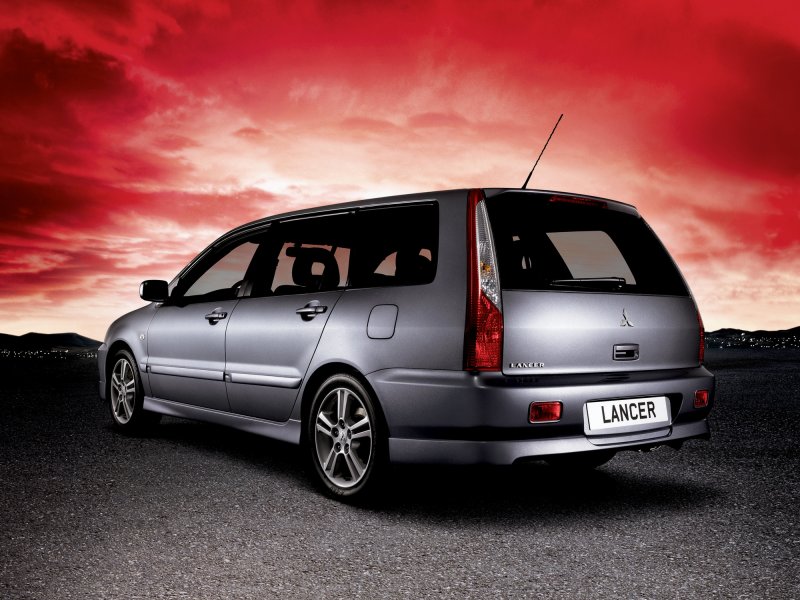 Mitsubishi Lancer 9 универсал