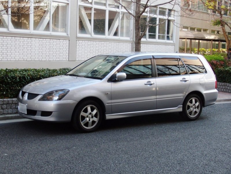 Mitsubishi Lancer 9 универсал