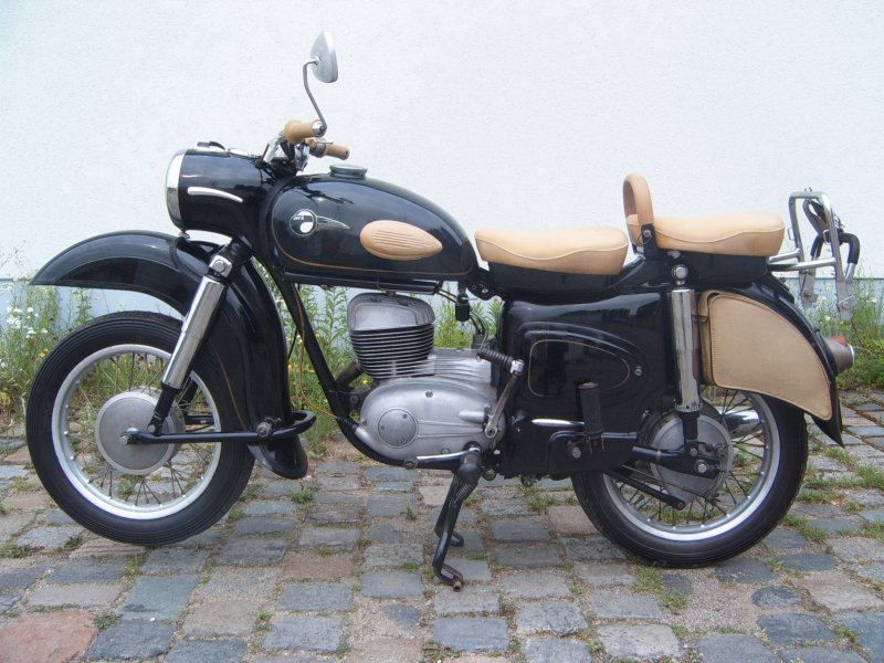Мотоцикл MZ-3250