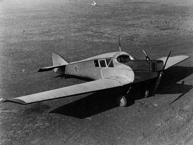Юнкерс f-13
