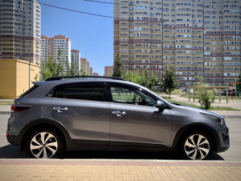 Kia Rio x-line 2021 черный