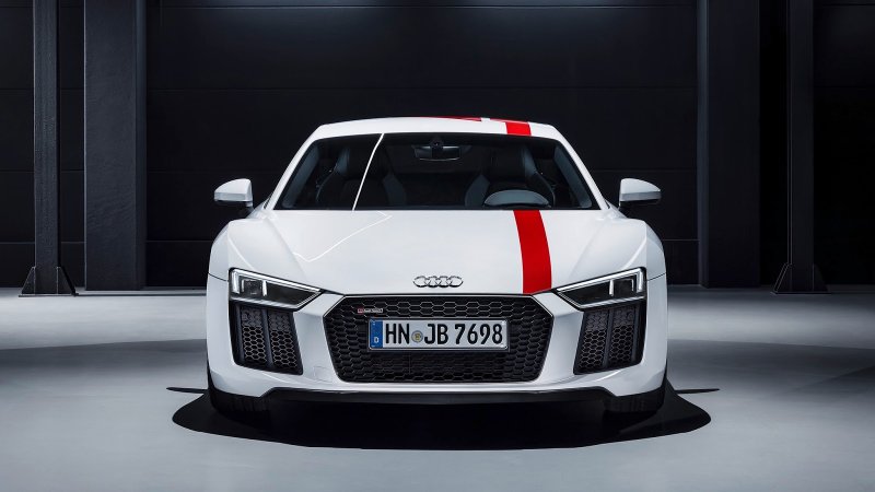 Ауди v8 2018