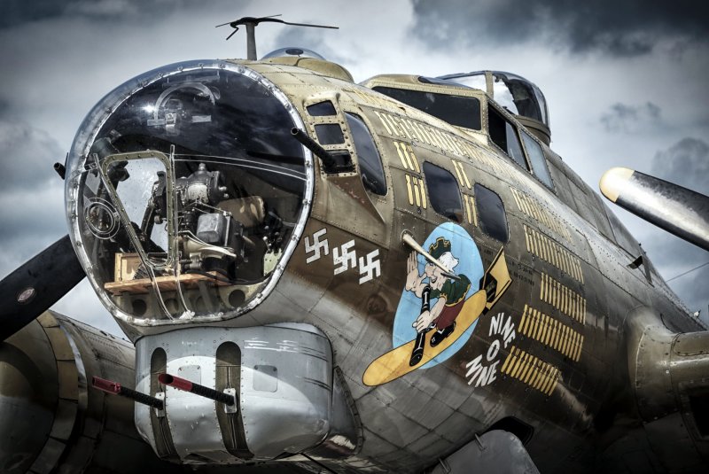 B17 бомбардировщик