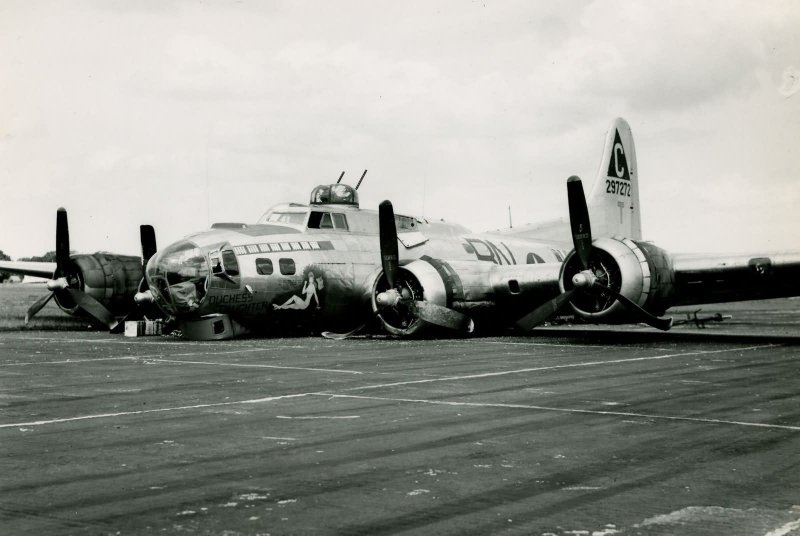 Самолет b-17 летающая крепость