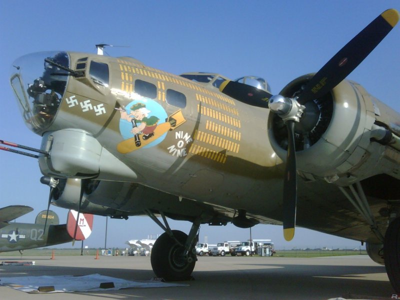 B-17e бомбардировщик