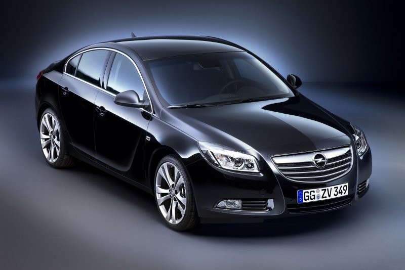 Opel Insignia 2.0 at, 2013