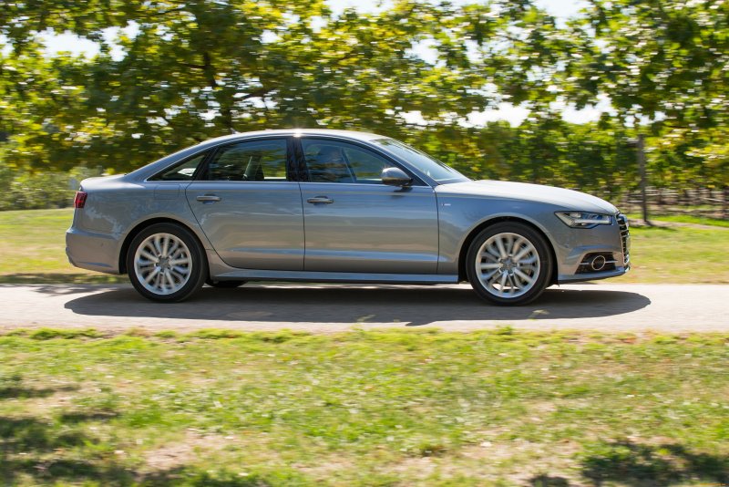 Audi a6 quattro c7 седан