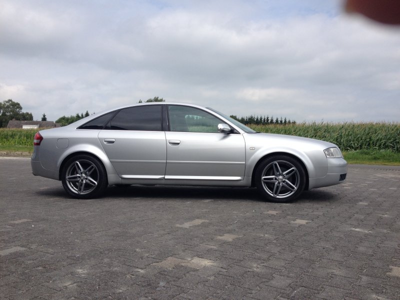 Audi s6 c5 sedan