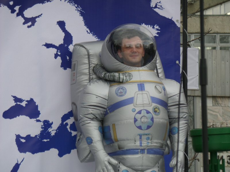 SPACEX DM-2 скафандры