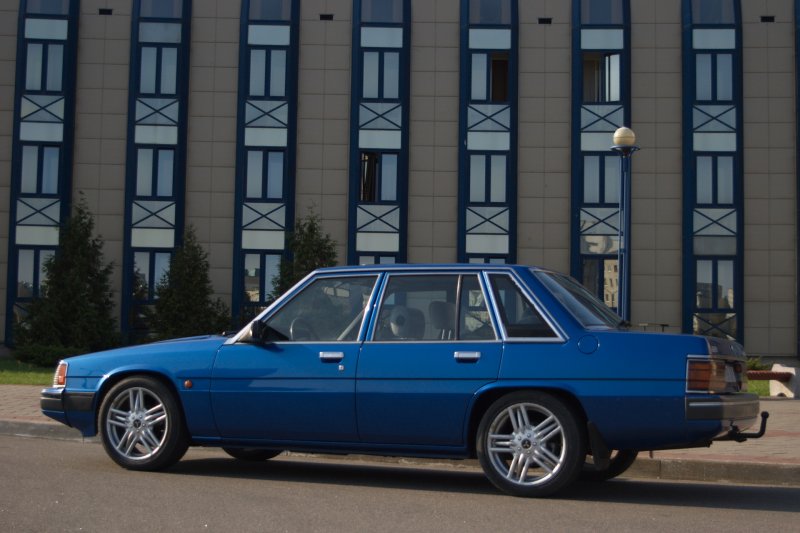 Мазда 929 седан 1985