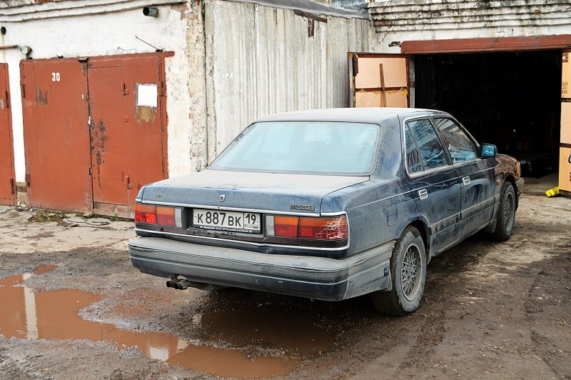 Mazda 929 r17