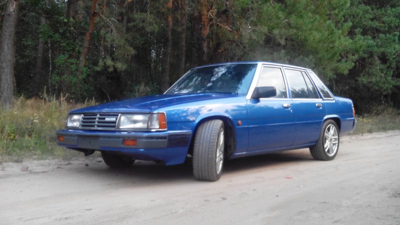 Мазда 929 седан 1985
