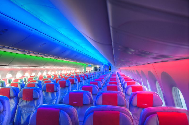 787 Dreamliner салон